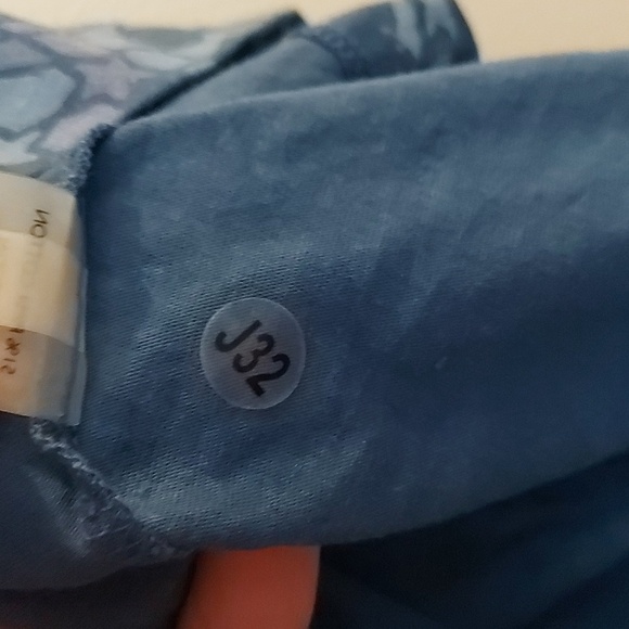 NWOT Peruvian Connection Tilework Tunic 1/2 Sleeve Abstract Top Size XS - Picture 9 of 9